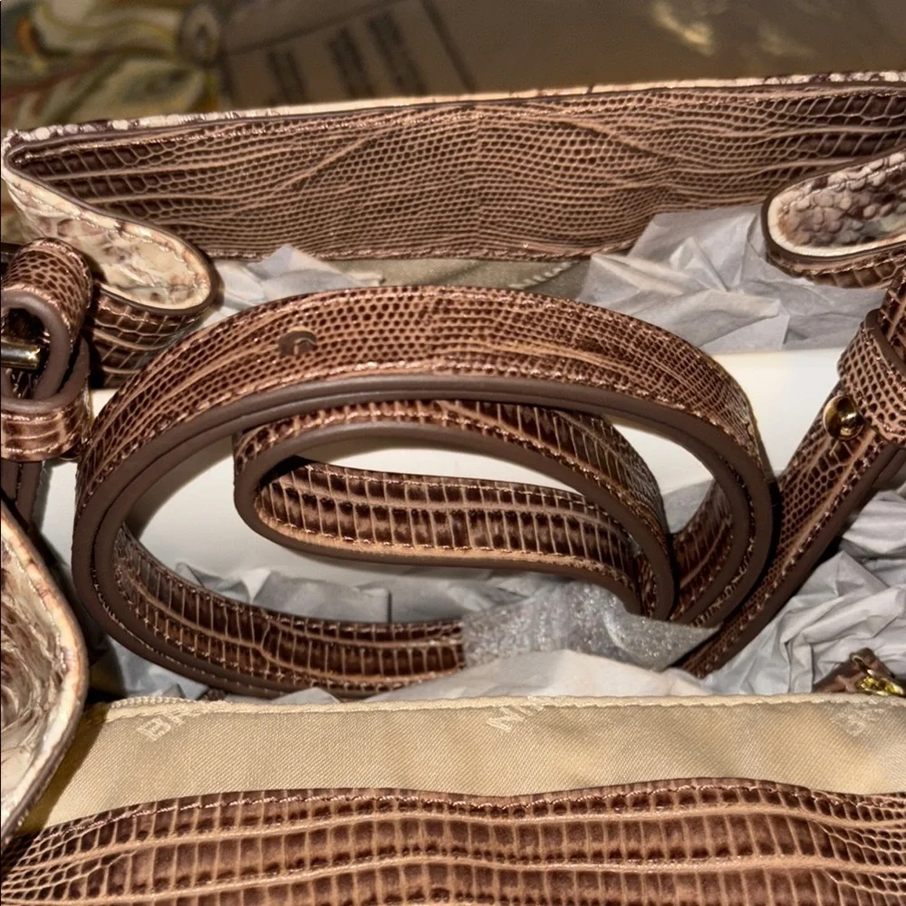 Brahmin Margo Eirwen Leather Crossbody NWT - Picture 8 of 9